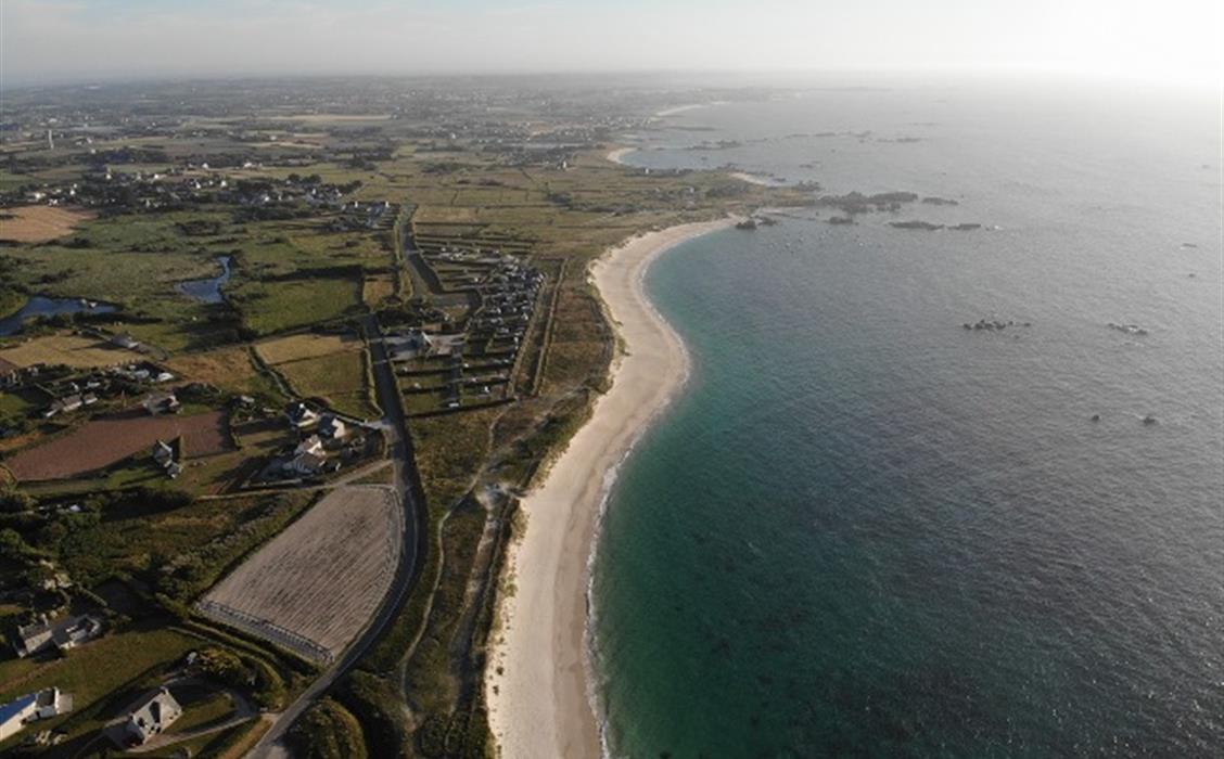 Camping avec sa plage de meneham